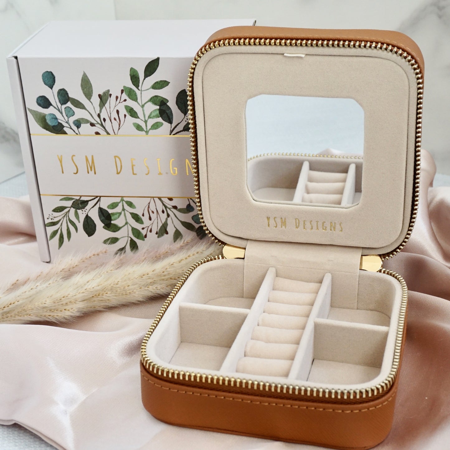Vegan Leather Jewelry Organizer - Chestnut
