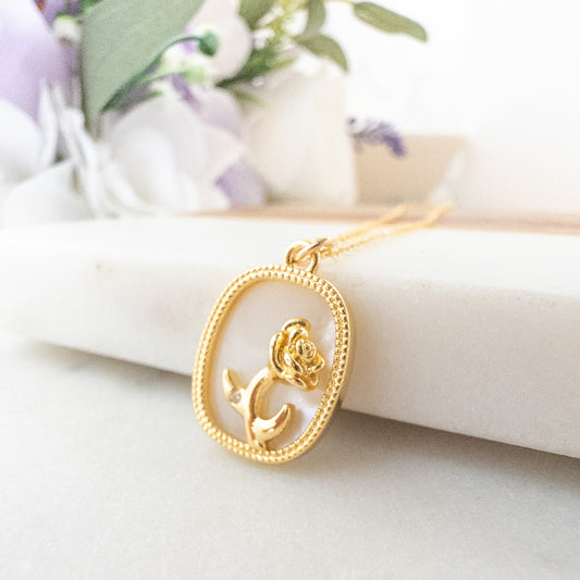 Rose Mother of Pearl Necklace