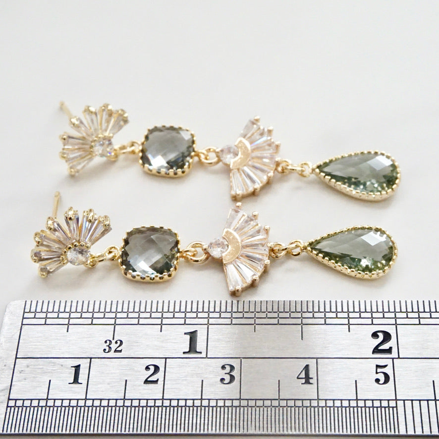 The Evelyn Earrings