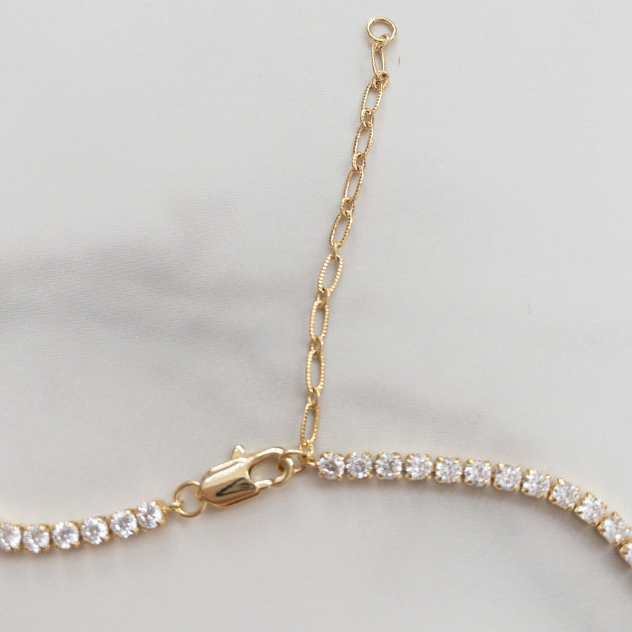 The Mia Necklace