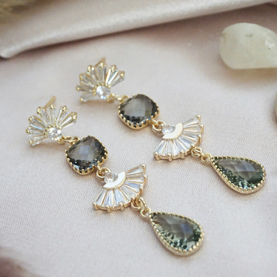 The Evelyn Earrings