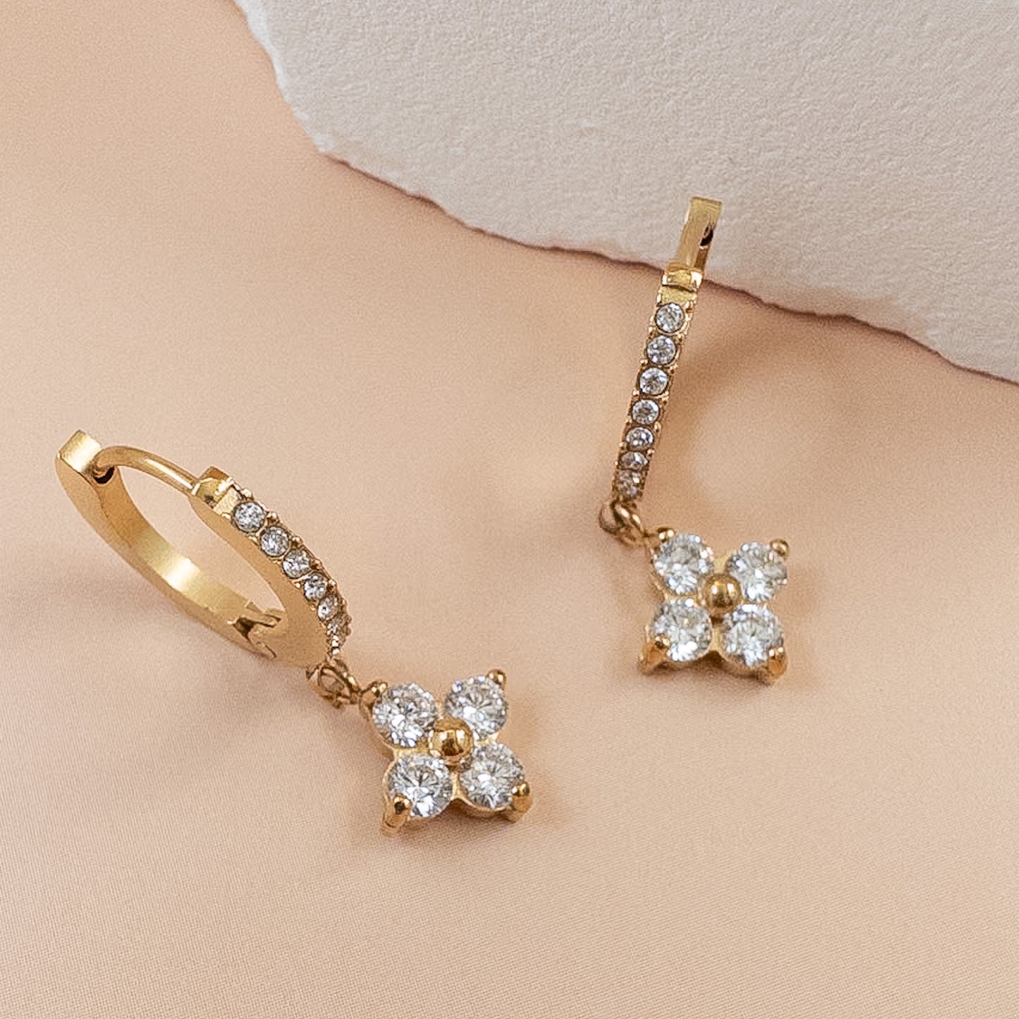 Twinkle Star Hoop Earrings