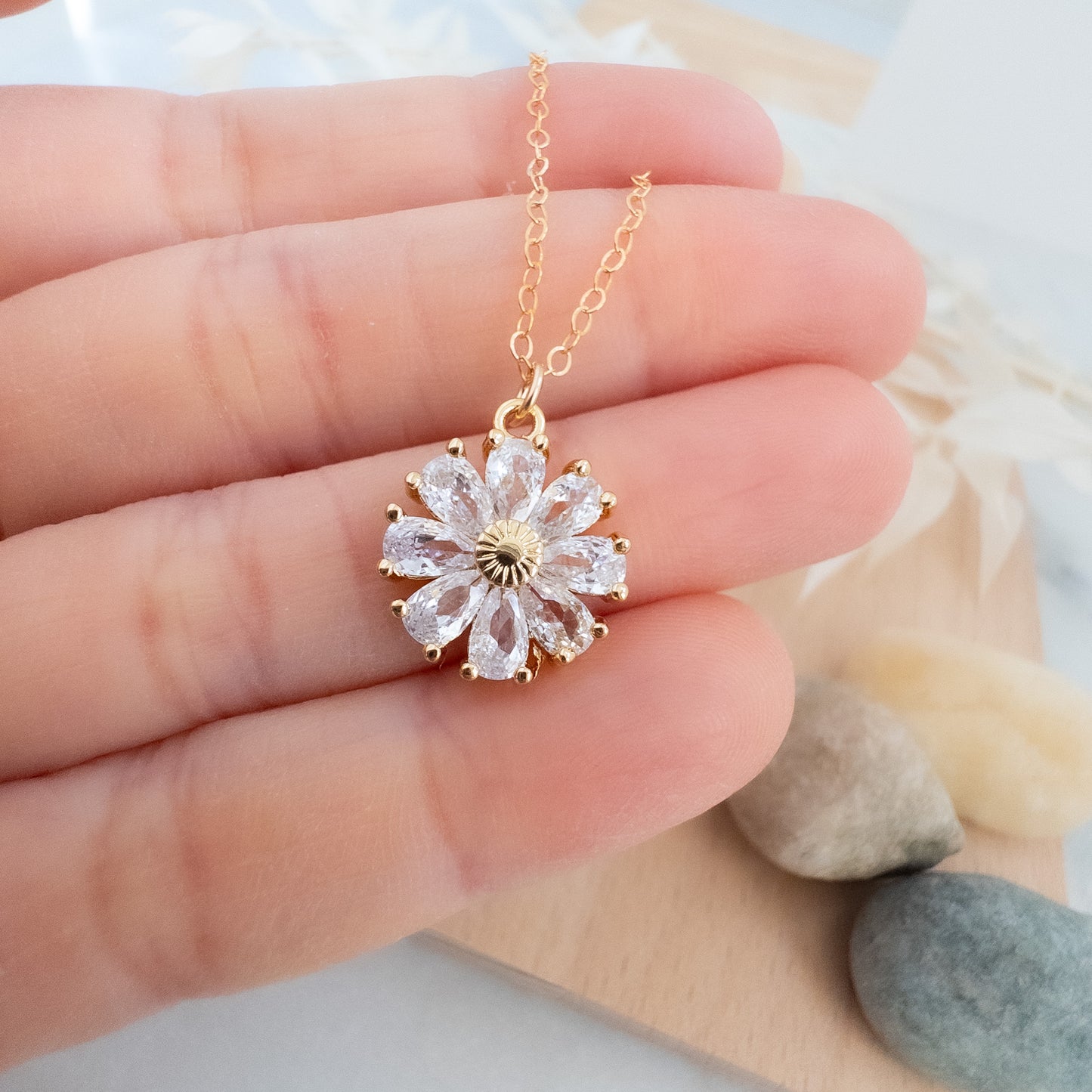 Rhinestone Daisy Flower Necklace