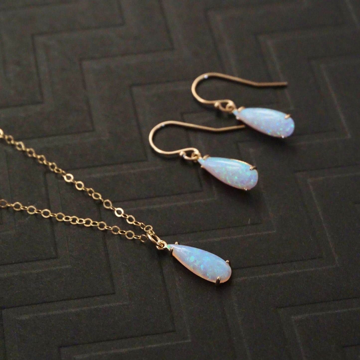 Opal Teardrop Earrings Necklace Set