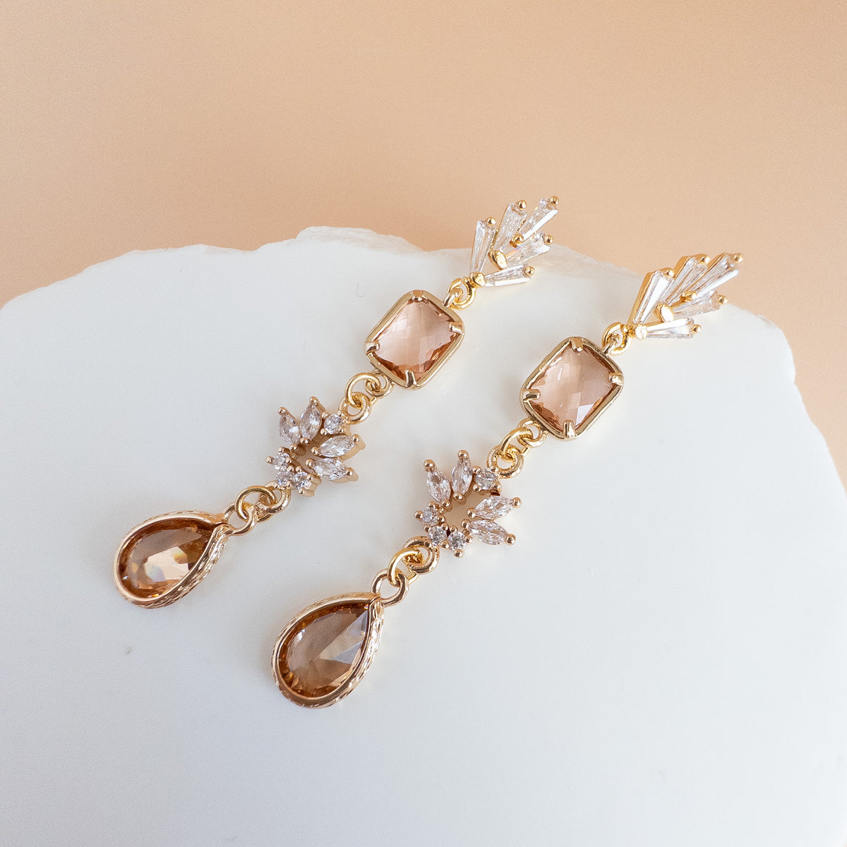 Livia Necklace & Earrings Set.
