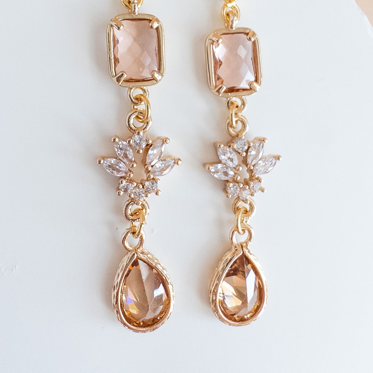 Livia Necklace & Earrings Set.