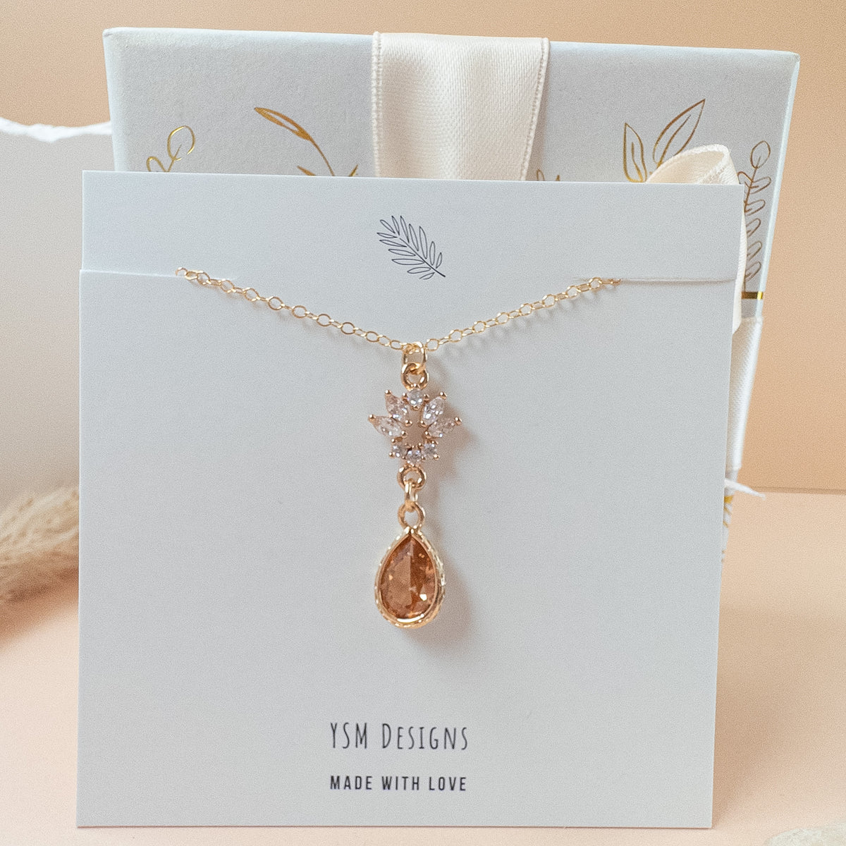 Livia Necklace & Earrings Set.