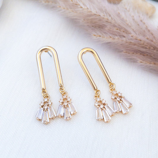 Gold Arch stud earrings with Art deco style crystals
