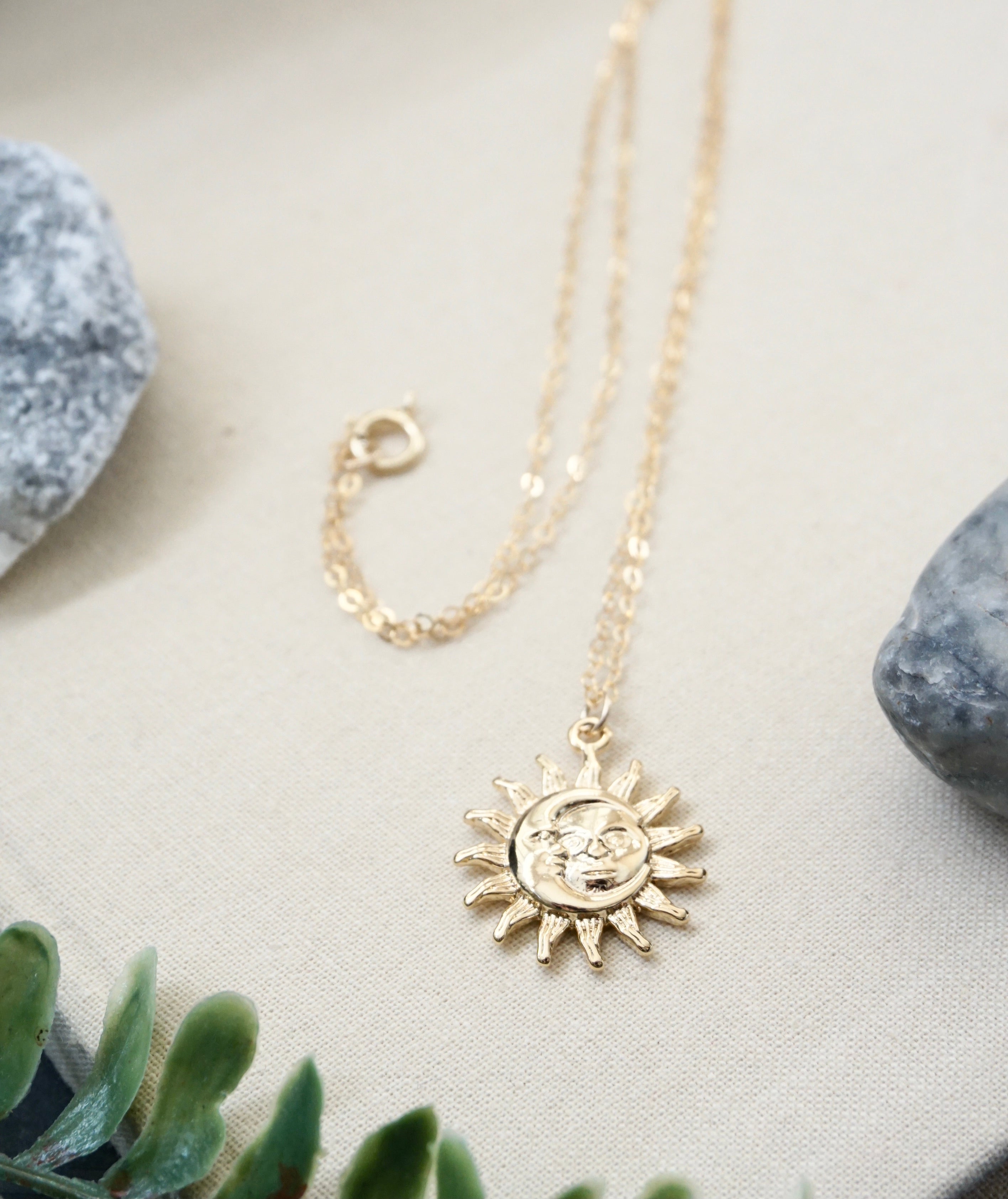 Sahar Necklace Solid Gold – Temple of the Sun US