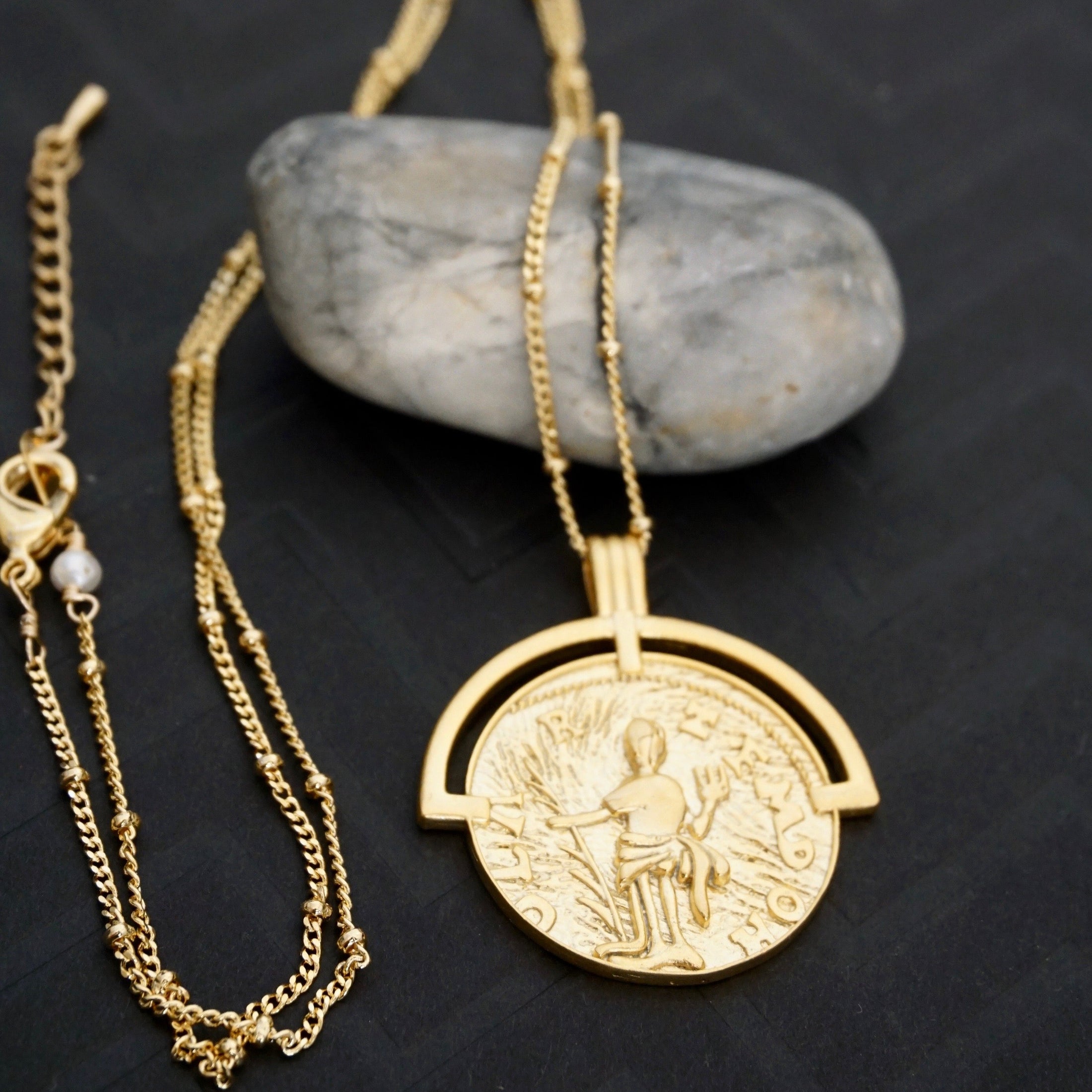 Vintage Gold Coin Medallion Necklace main image 1