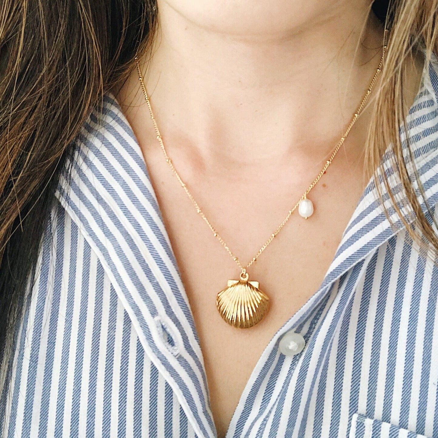 Gold Clam Shell Locket Necklace